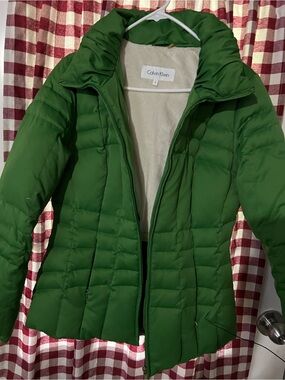 Calvin Klein Women's Green Puffer Jacket size S Nice!!!